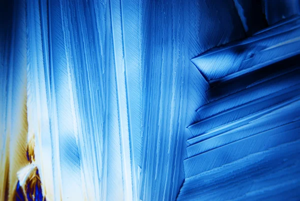 Мікрокристали в поляризованому світлі — стокове фото