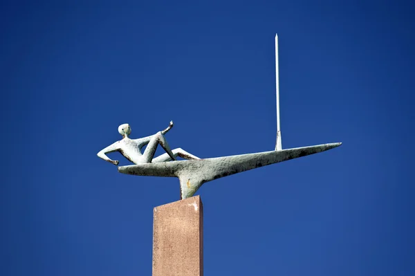 Sailing Statue in Kiel in Germany — Stock Photo, Image
