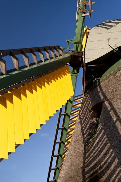 Molino de viento en Amrum en Alemania — Foto de Stock