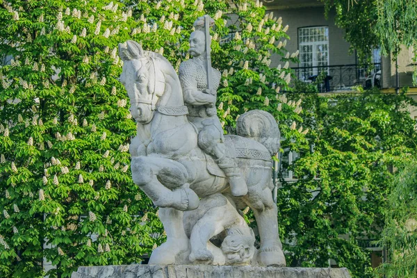 Monument voor de ruiter op een paard in Kiev — Stockfoto
