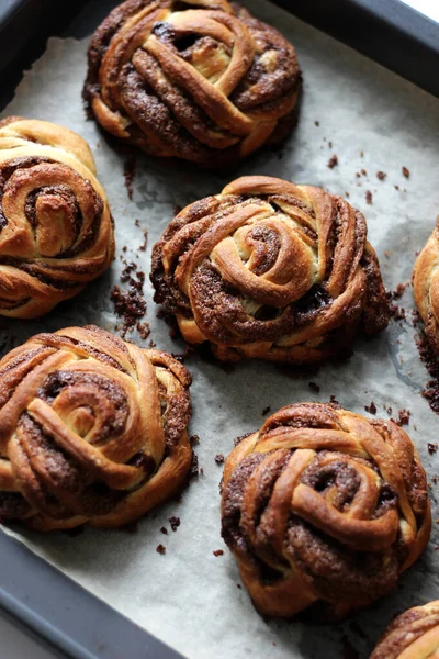 Cinnamon Buns Baking Tray Homemade Bakery Goods — Stock Photo, Image