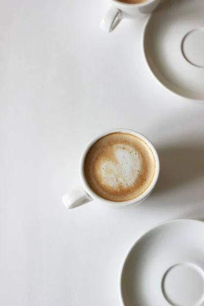 Cappuccino Baru Dibrewed Dengan Fluffy Milk Foam White Background Business — Stok Foto