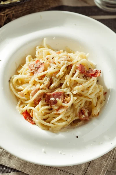 Spaghetti Carbonara - Kuchnia Włoska — Zdjęcie stockowe
