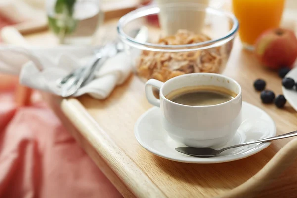 Breakfast served in bed — Stock Photo, Image