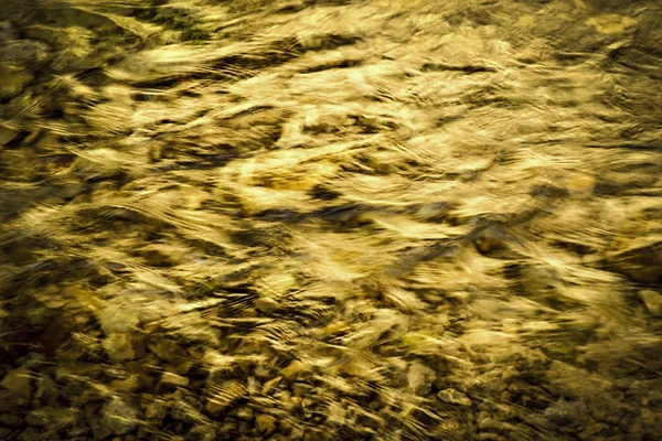 Nivel de agua borrosa noche — Foto de Stock