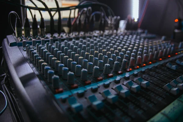 Professionell Ljudstudio Ljudmixer Konsol Ombord Panel Med Inspelning Bleknar Och — Stockfoto