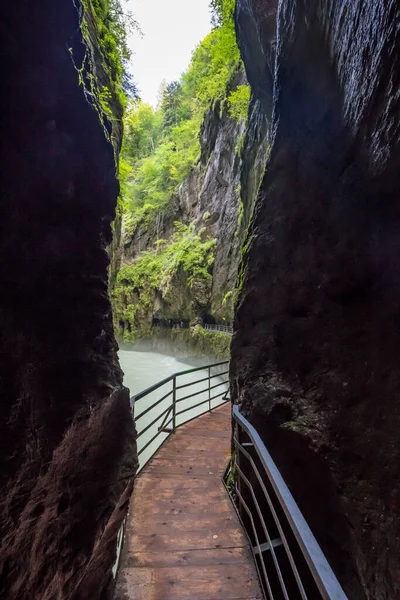 スイスのベルナー オーバーランドにあるAare Gorge — ストック写真