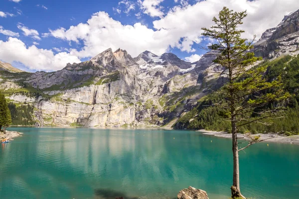 Valle Kandersteg Lago Oeschinen Suiza —  Fotos de Stock