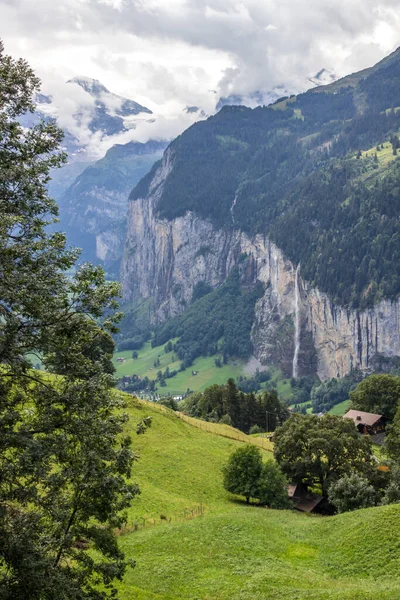 Verano Aldea Wengen Valle Lauterbrunnen Suiza —  Fotos de Stock