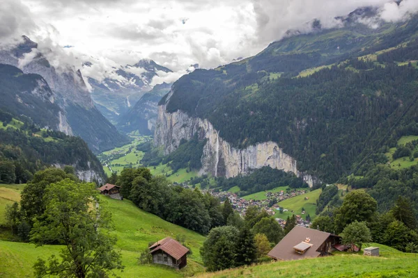 Sviçre Deki Lauterbrunnen Vadisi Nde Yaz — Stok fotoğraf