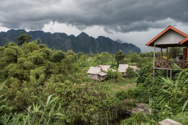 Hillscape Hill House gönderen