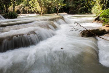 Kouang XI Falls sahne