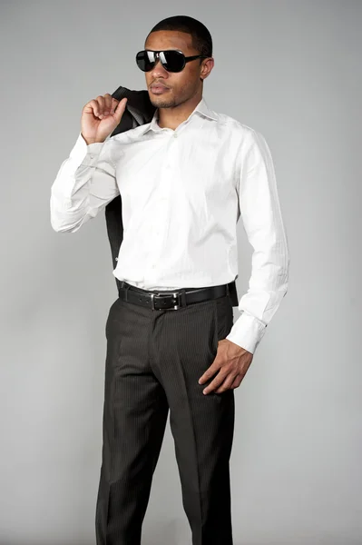 Africano Americano Masculino em um terno — Fotografia de Stock