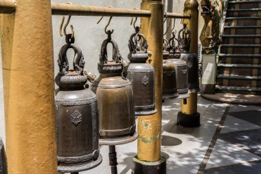 Doi Suthep Tapınağı çan