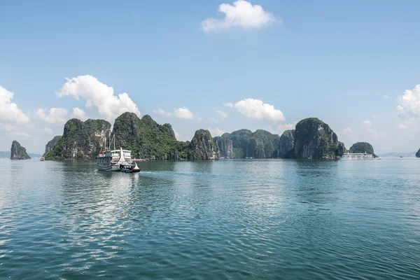 Exotische Ha Long Baai — Stockfoto