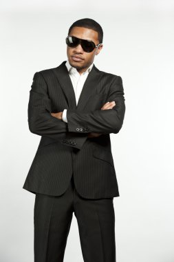 Vogue stilini resmi siyah erkek