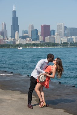 Genç çiftler vakit