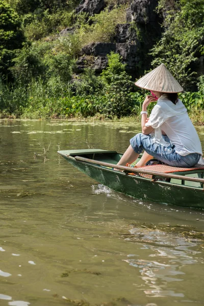 Sunny Day in Tam Coc — Stock Photo, Image