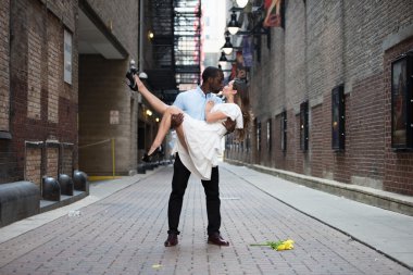 Yoğun sevgi açık havada