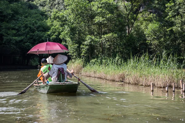 Tam Coc en Vietnam —  Fotos de Stock