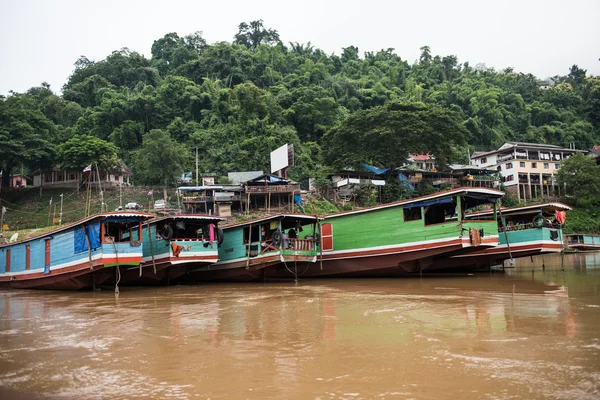 메콩 강에 보트 부두 — 스톡 사진