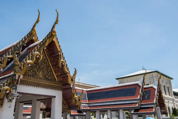 Thai Architecture in Chitralada Palace — Stock Photo, Image