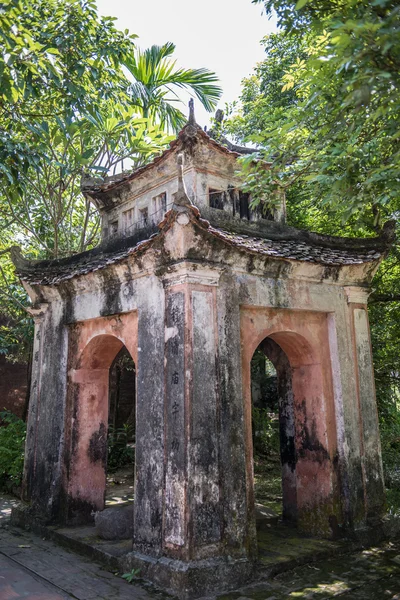 Templo velho pequeno — Fotografia de Stock