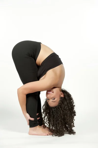 Stående framåt böja yoga Uttanasana — Stockfoto