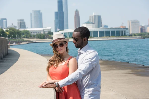 Dynamic Young Couple — Stock Photo, Image