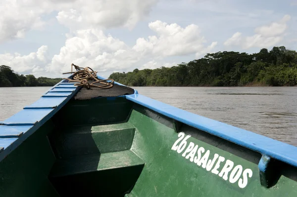 Piragüismo en la provincia de Tambopata — Foto de Stock