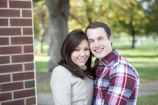 Happy Young Couple — Stock Photo, Image