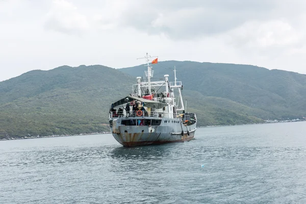 Asker Taşıyan Tekne