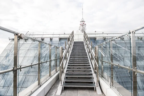 Escaleras en la parte superior de la Biblioteca Nacional — Foto de Stock