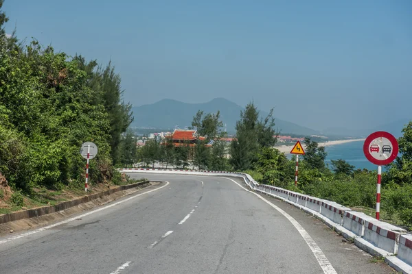 Prachtig uitzicht op de snelweg — Stockfoto