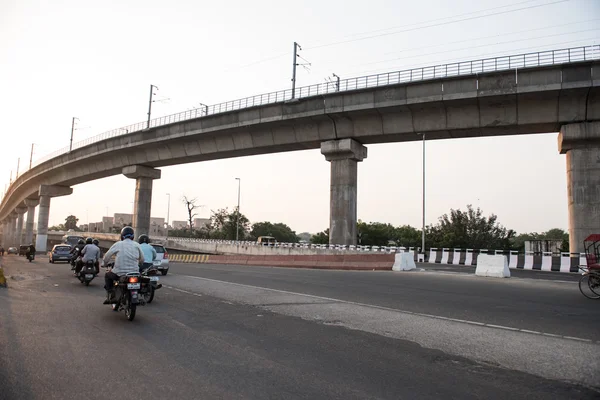 Bild av en konkret viadukt i Jaipur — Stockfoto