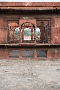 Gezi için kırmızı Fort