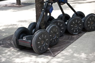 Kendinden Dengeli Elektrikli Araç