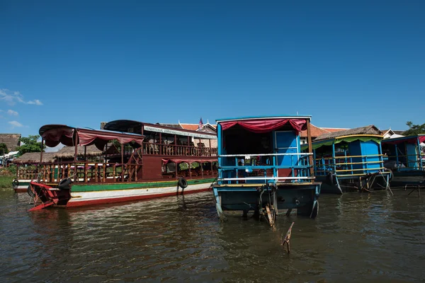 Paseo en barco por el río Siem Reap — Foto de Stock
