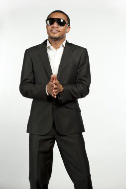 Vogue stilini resmi siyah erkek