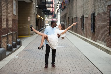 Stong yapıştırma Açık havada