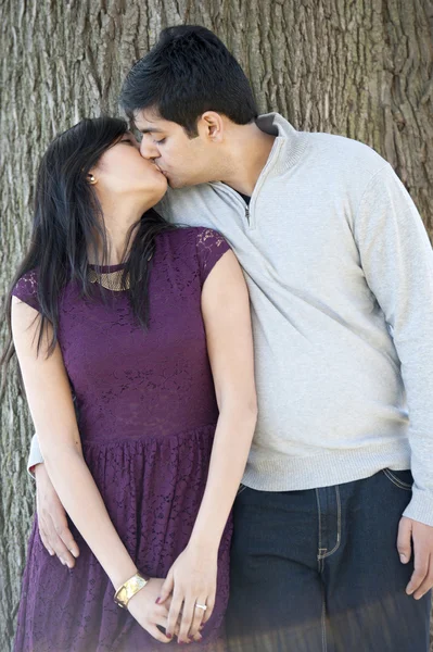 Young Happy Indian Couple — Stock Photo, Image