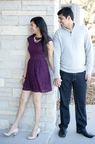 Young Happy Indian Couple — Stock Photo, Image