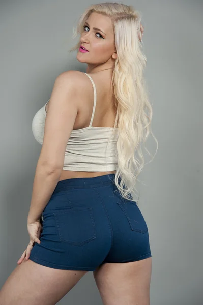 Hermosa joven rubia modelo —  Fotos de Stock