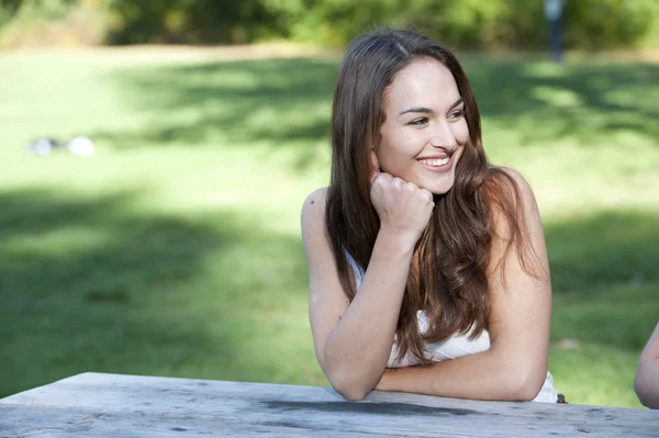 Splendida giovane femmina — Foto Stock