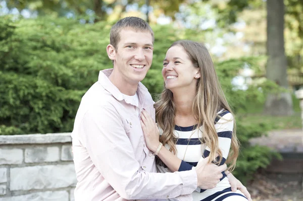 Happy Young Couple — Stock Photo, Image