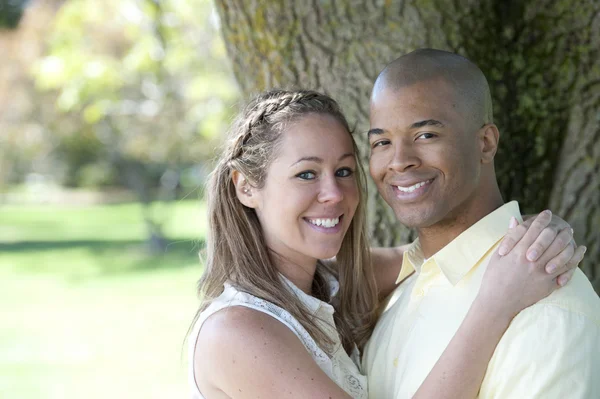 Happy Young Interracial Couple — Stock Photo, Image