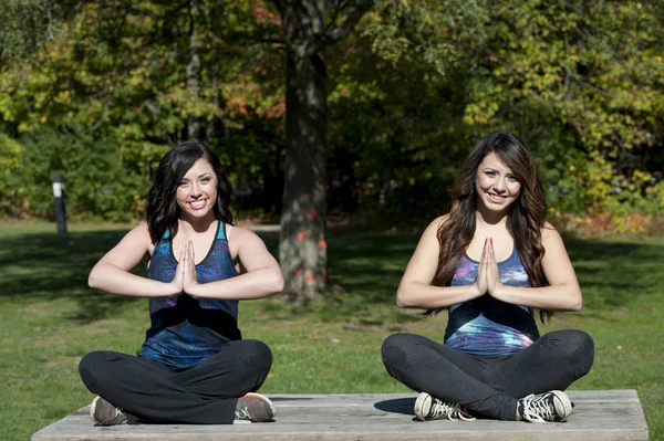 Dhyana yogaställning — Stockfoto