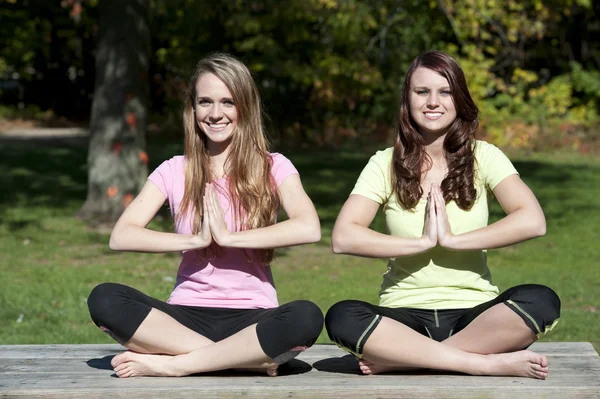 Dhyana yogaställning — Stockfoto