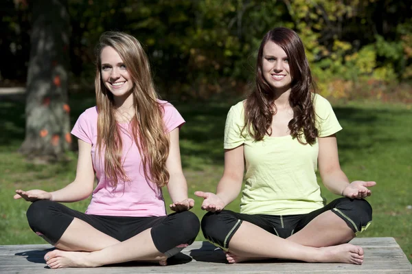 Dhyana yogaställning — Stockfoto