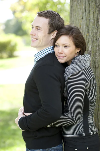 Happy Couple Looking Left — Stock Photo, Image